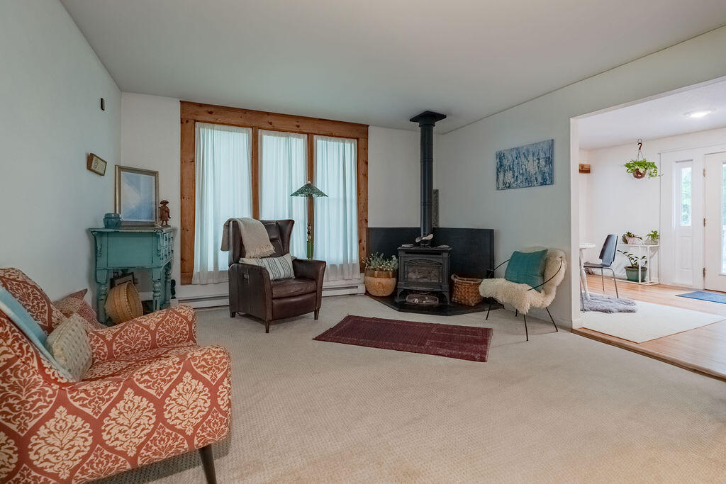 25 Range Road Brunswick, ME 04011 - Photo 4 of 35 5) 72866-6a2c33df8b4e4