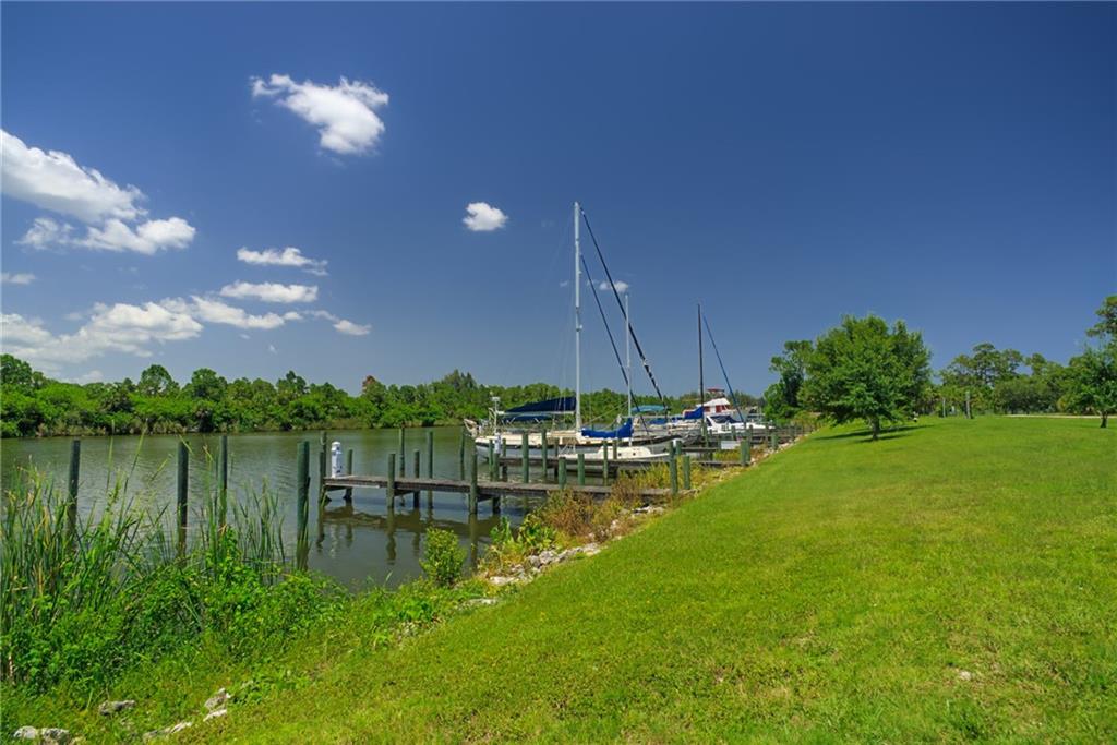 2728 Southwest Regency Road Stuart, FL 34997 - Photo 24 of 25 Gallery Image 24