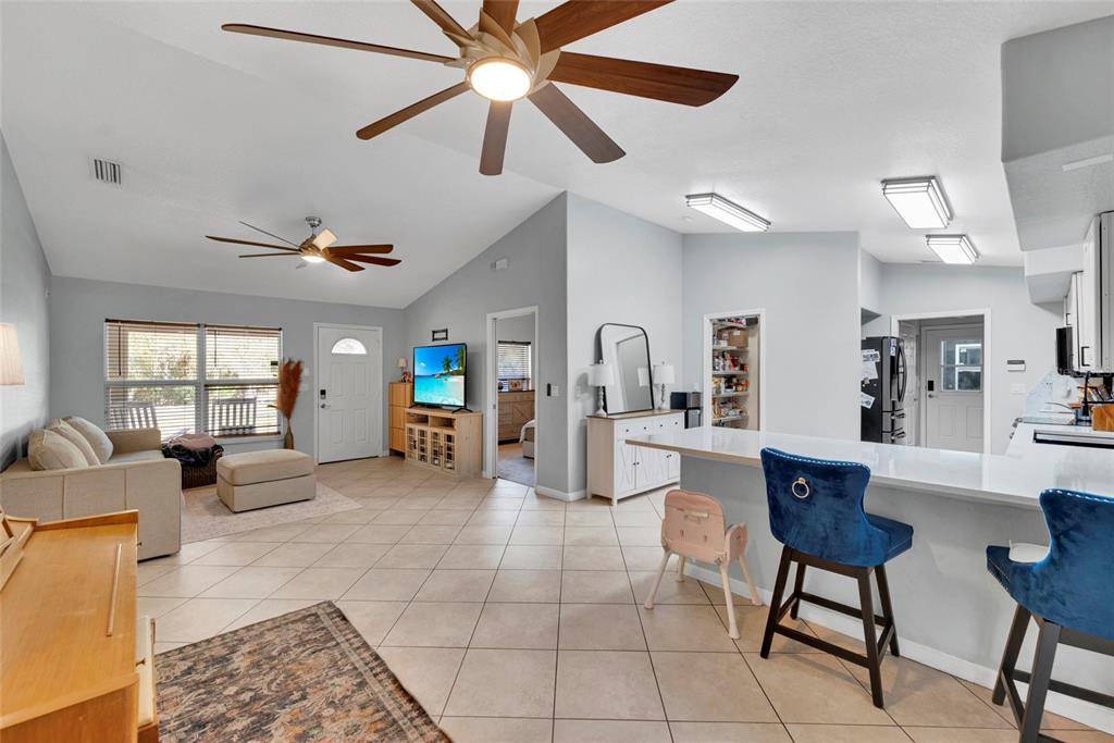 1811 Butch Cassidy Trail Wimauma, FL 33598 - Photo 13 of 55