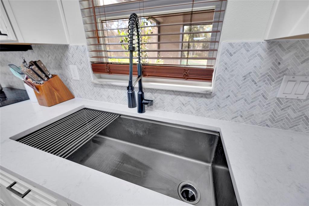 1811 Butch Cassidy Trail Wimauma, FL 33598 - Photo 24 of 55