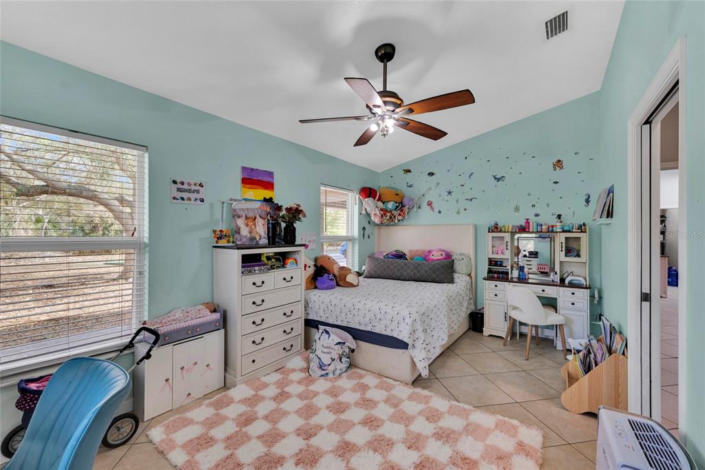 1811 Butch Cassidy Trail Wimauma, FL 33598 - Photo 34 of 55