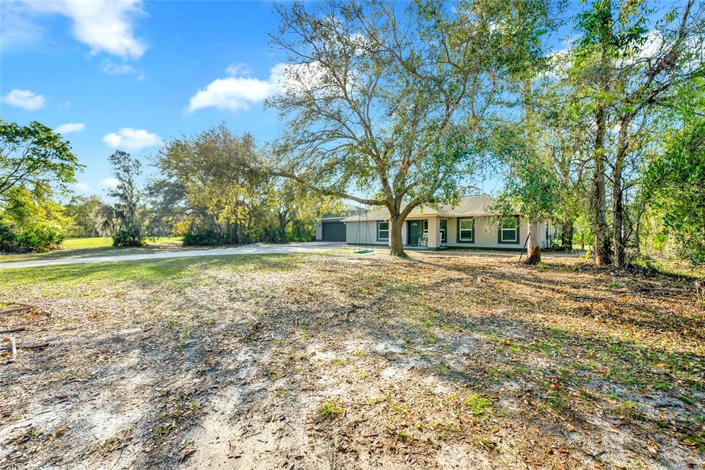 1811 Butch Cassidy Trail Wimauma, FL 33598 - Photo 4 of 55