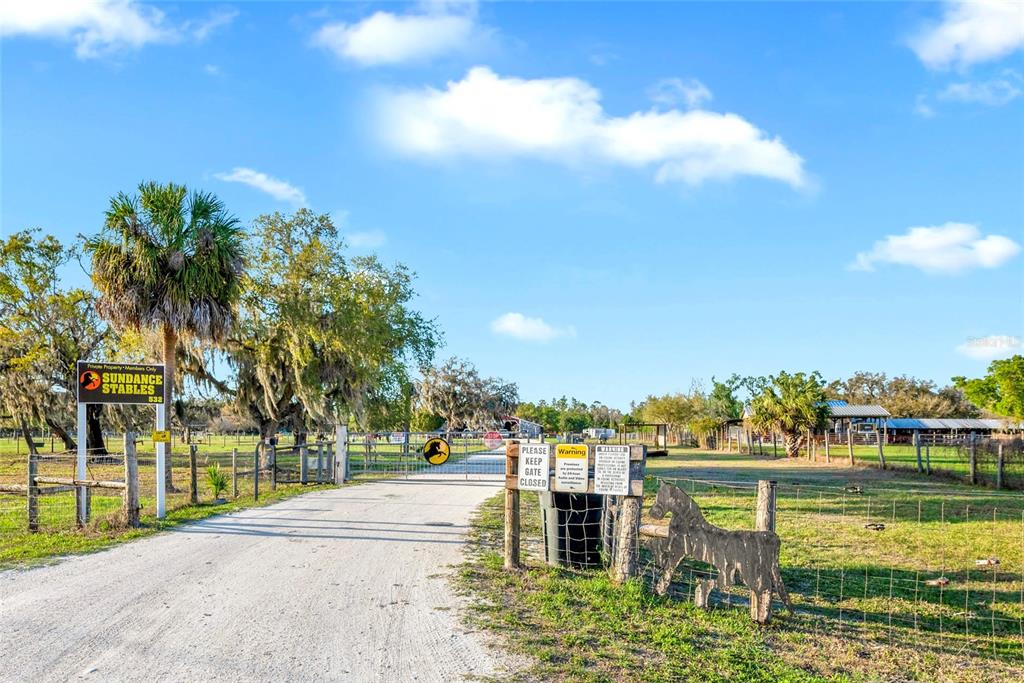 1811 Butch Cassidy Trail Wimauma, FL 33598 - Photo 55 of 55