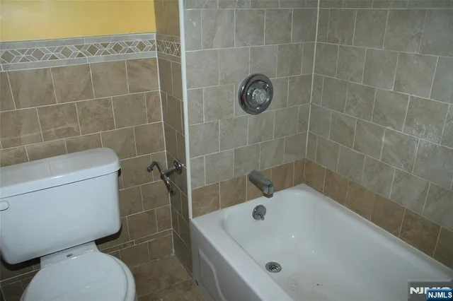 $3,300 | 12-70 Edward Street, Fair Lawn, NJ 07410