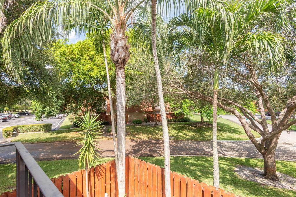 3118 Spanish Wells Drive, Unit 15C Delray Beach, FL 33445 - Photo 23 of 40