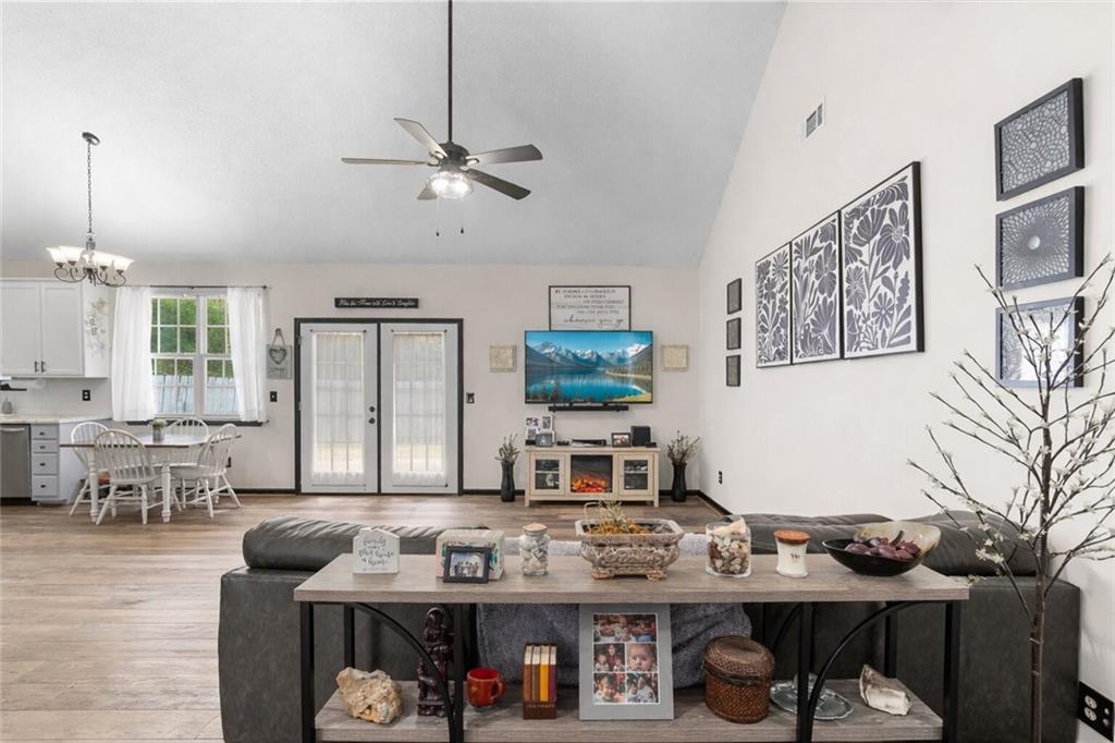 25 Brandon Lane Rome, GA 30165 - Photo 3 of 28