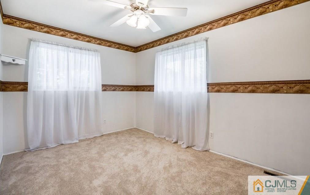 17 Hastings Road Kendall Park, NJ 08824 - Photo 17 of 26 Gallery Image 17