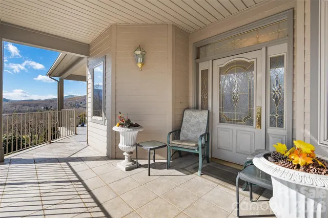$1,275,000 | 78 Banker Drive, Waynesville, NC 28786