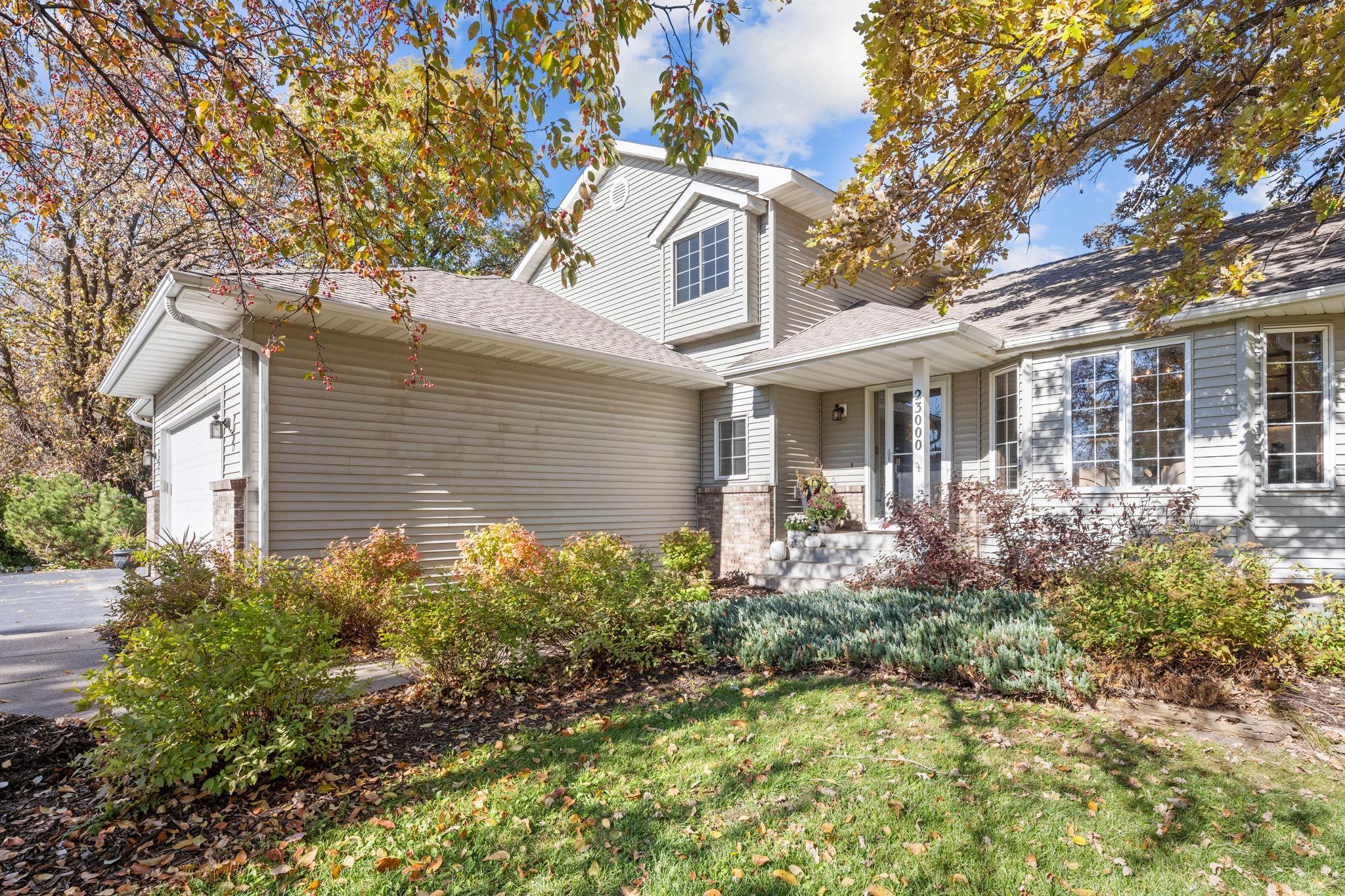 23000 Heather Ridge Drive Rogers, MN 55374 - Photo 4 of 70