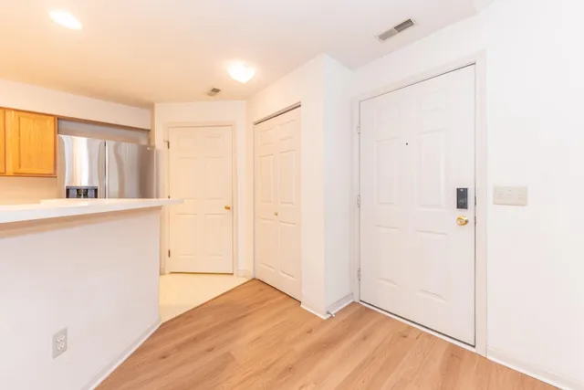 $269,900 | 1561 Long Meadow Trail Drive, Ann Arbor, MI 48108