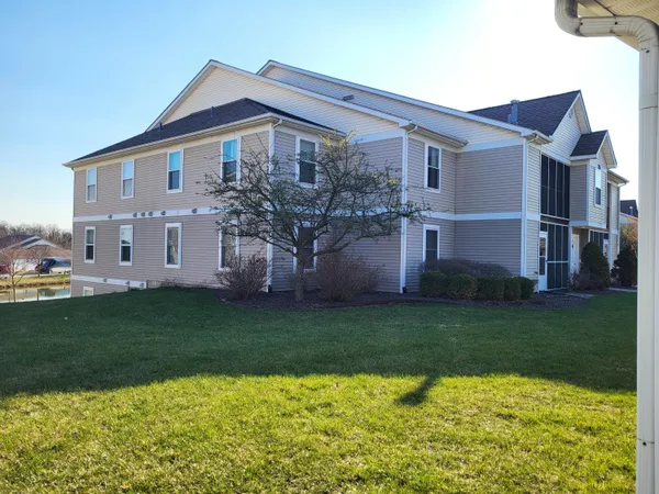 $264,900 | 1561 Long Meadow Trail Drive, Ann Arbor, MI 48108