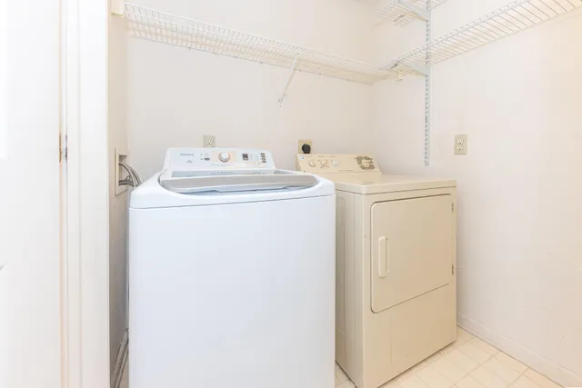 $269,900 | 1561 Long Meadow Trail Drive, Ann Arbor, MI 48108