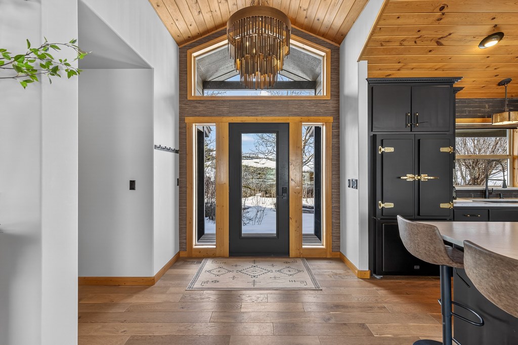 14100 Pioneer Road McCall, ID 83638 - Photo 28 of 96