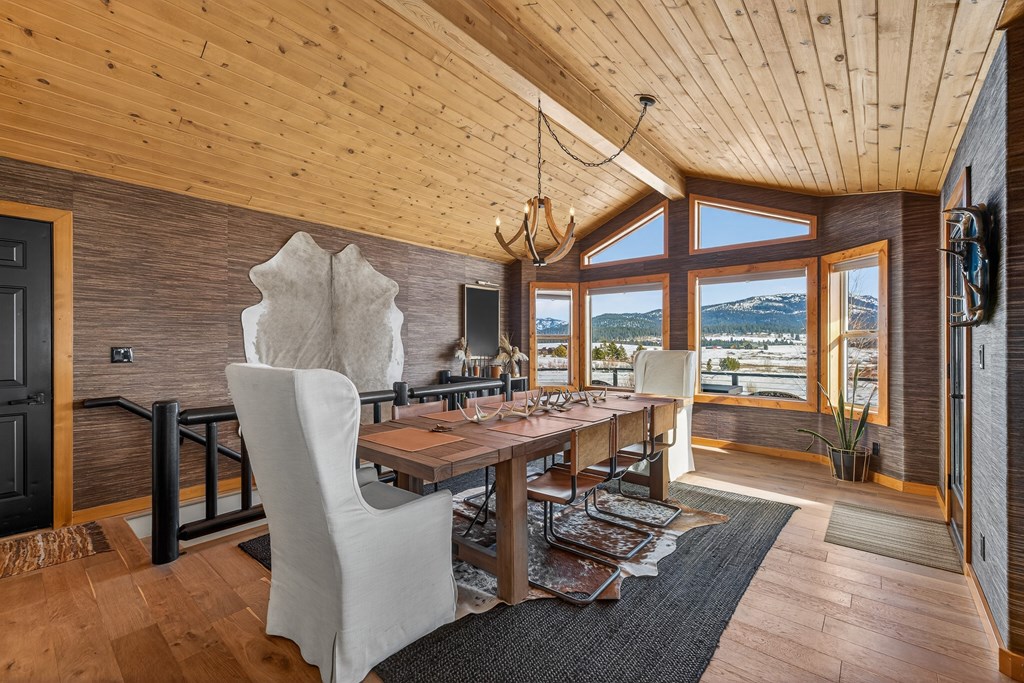 14100 Pioneer Road McCall, ID 83638 - Photo 5 of 96