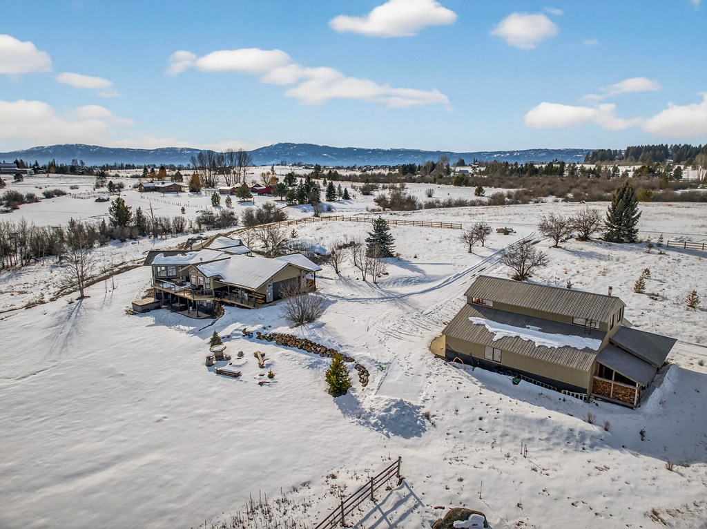 14100 Pioneer Road McCall, ID 83638 - Photo 65 of 96
