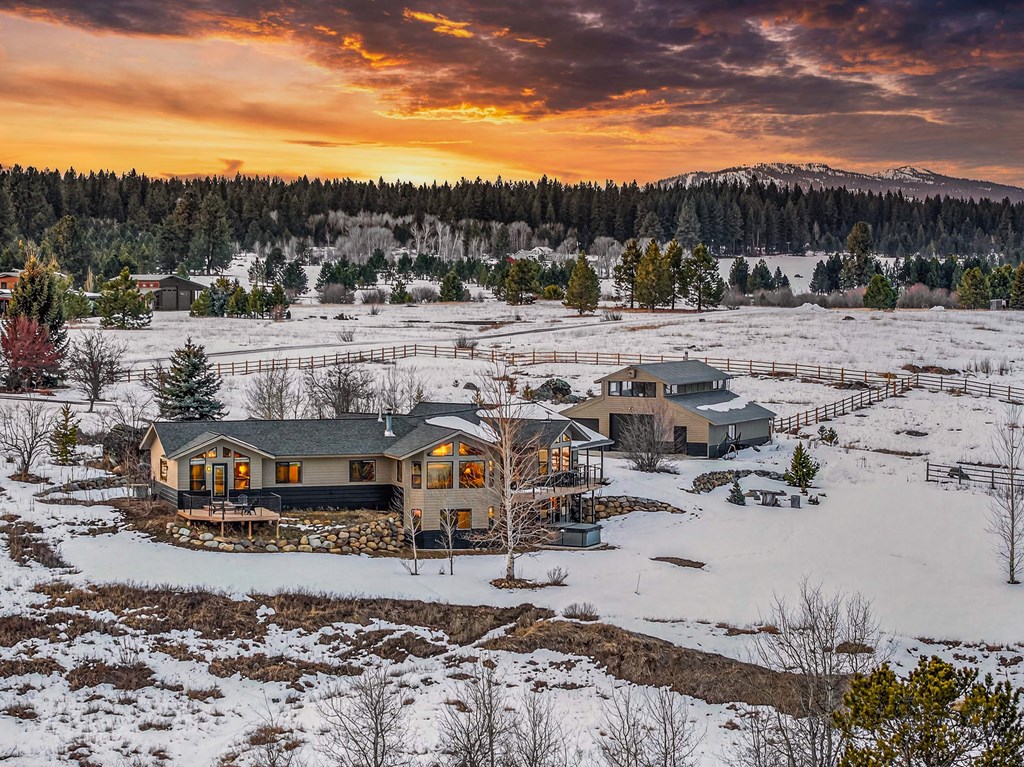 14100 Pioneer Road McCall, ID 83638 - Photo 77 of 96