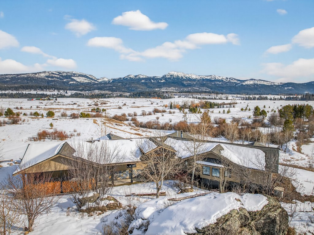14100 Pioneer Road McCall, ID 83638 - Photo 94 of 96