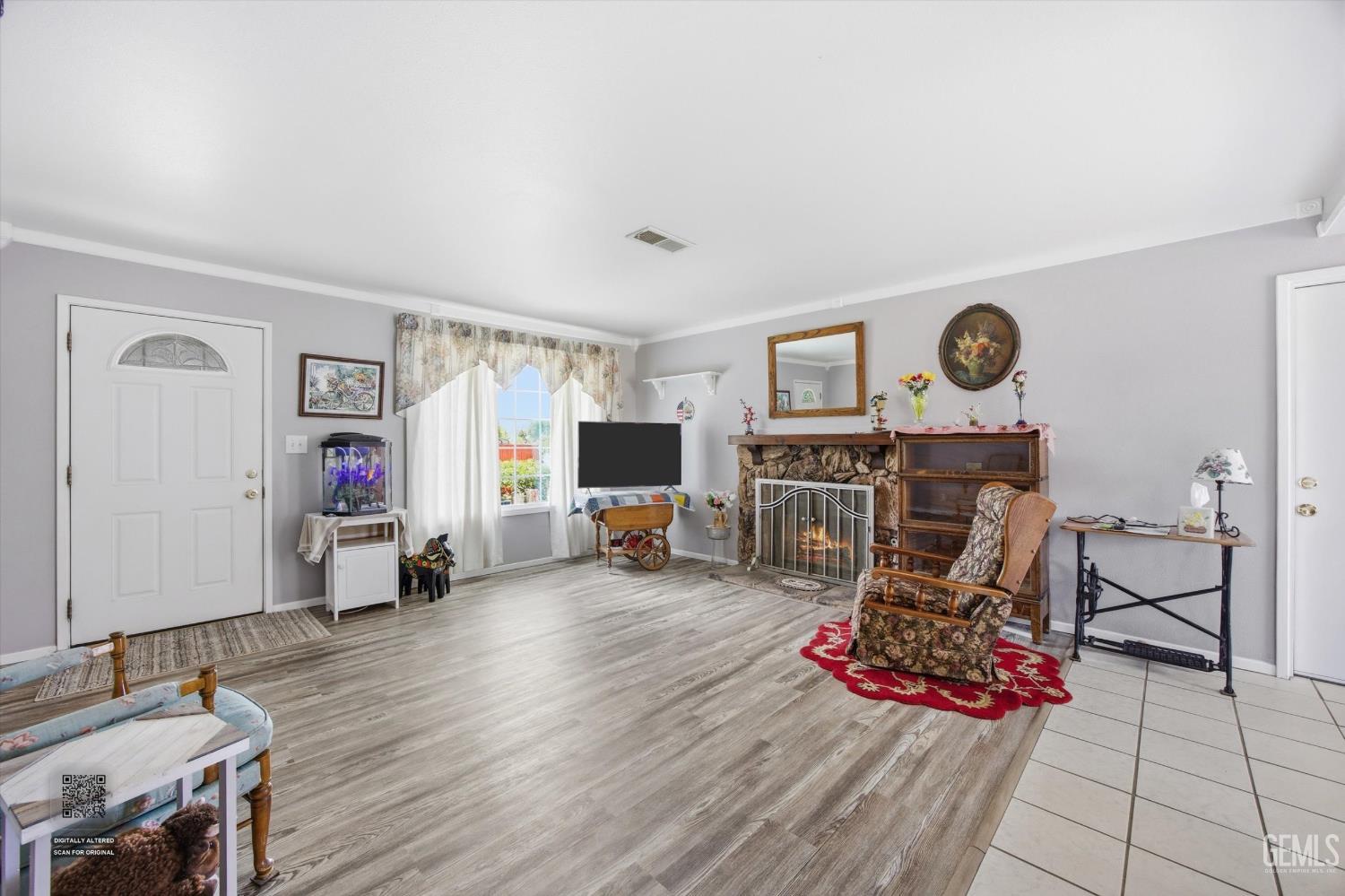 Undisclosed Address Tehachapi, CA 93561 - Photo 21 of 48 a living room with furniture and a flat screen tv