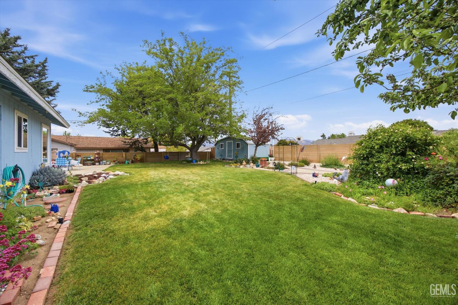 Undisclosed Address Tehachapi, CA 93561 - Photo 47 of 48 a view of yard with green space