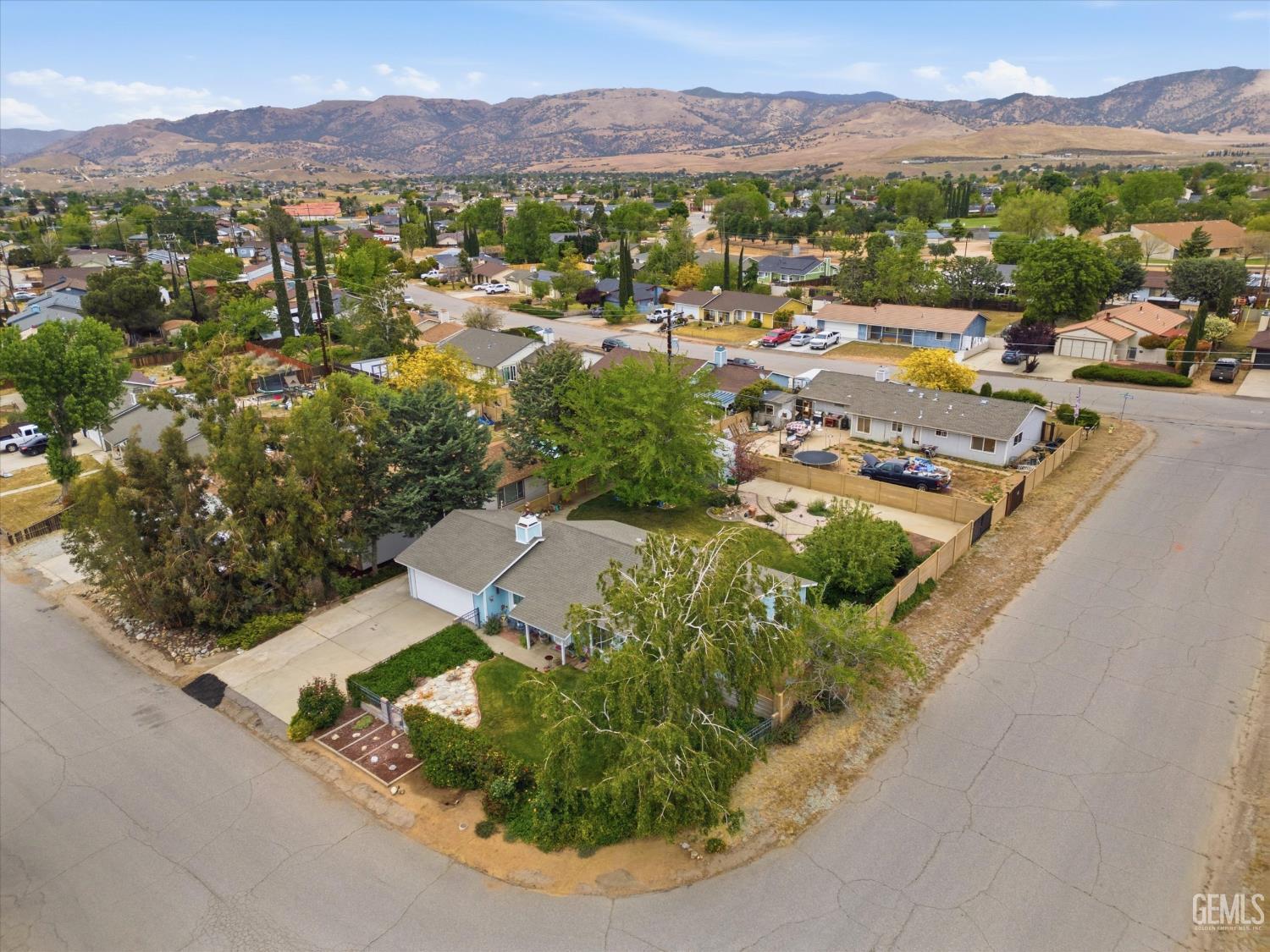 Undisclosed Address Tehachapi, CA 93561 - Photo 10 of 48 a view of a city with a lake