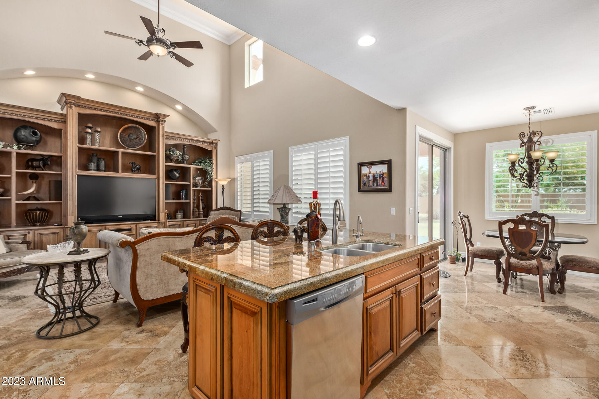 760 East Hummingbird Way Gilbert, AZ 85297 - Photo 16 of 56 17 - Hummingbird