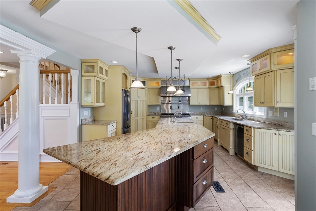 38 Ivy Street Wareham, MA 02571 - Photo 12 of 42 Gallery Image 12
