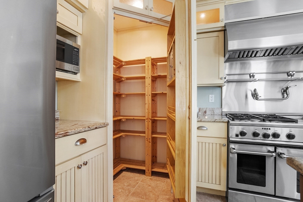 38 Ivy Street Wareham, MA 02571 - Photo 13 of 42 Gallery Image 13