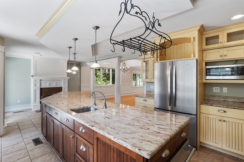 38 Ivy Street Wareham, MA 02571 - Photo 10 of 42 Gallery Image 10