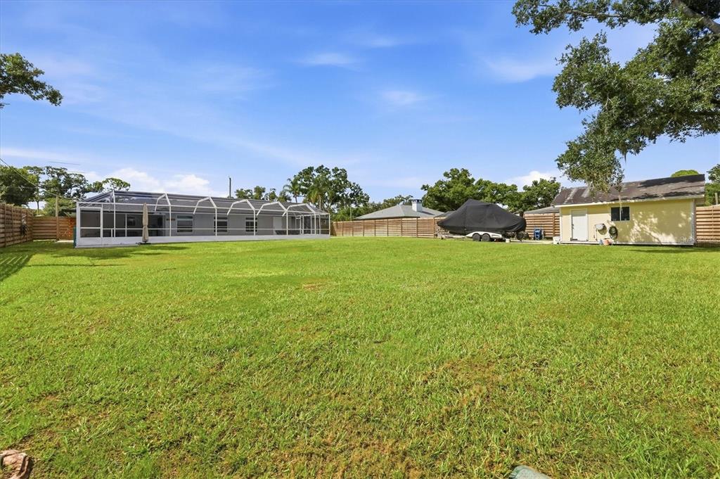 5605 Sawgrass Road Sarasota, FL 34232 - Photo 38 of 57 Gallery Image 38