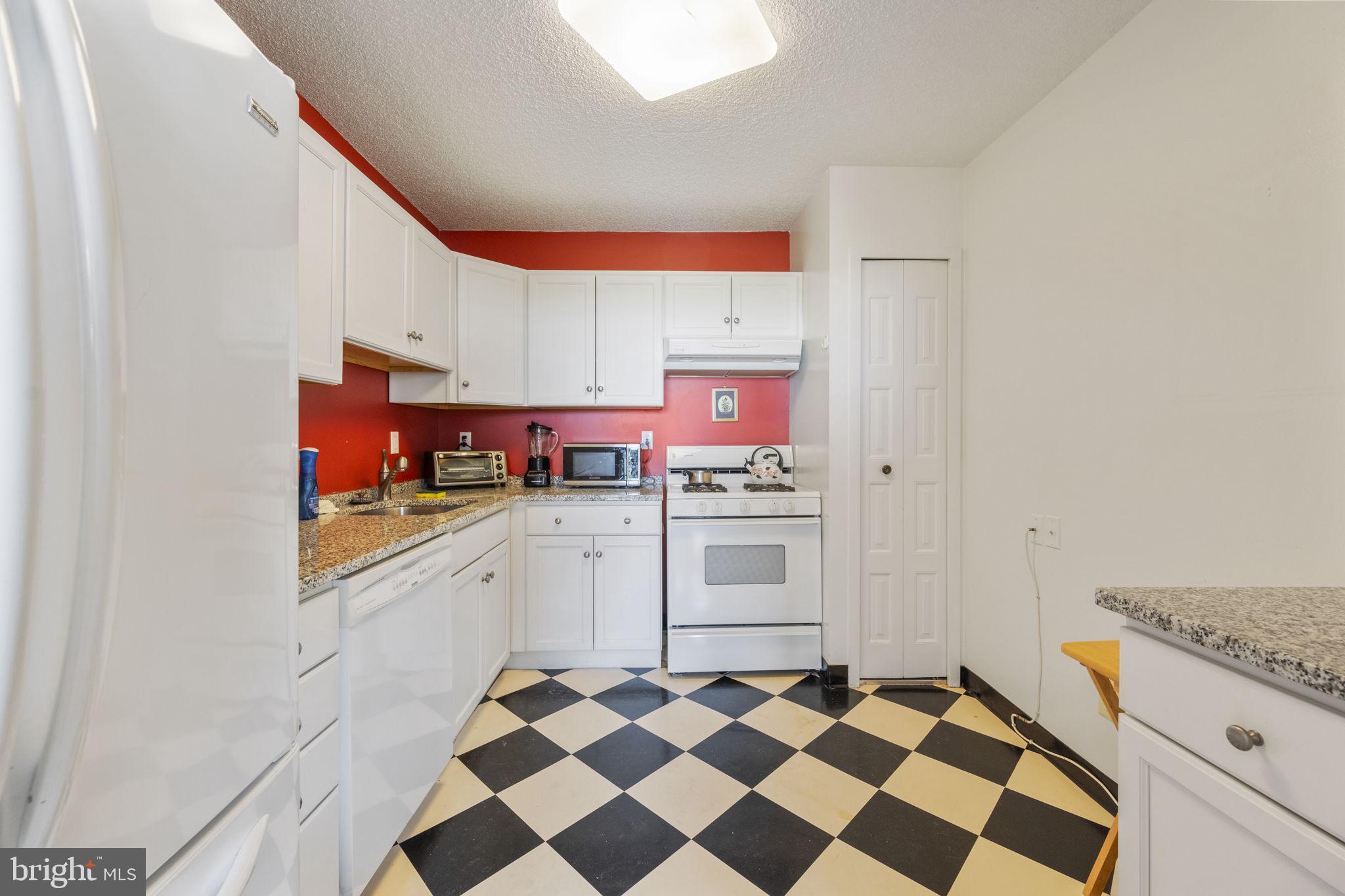 5225 Pooks Hill Road, Unit 1319S Bethesda, MD 20814 - Photo 13 of 70