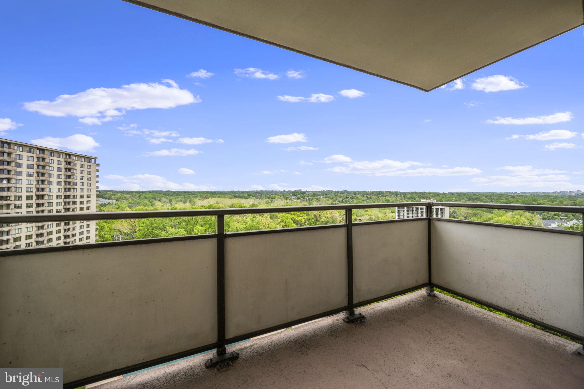 5225 Pooks Hill Road, Unit 1319S Bethesda, MD 20814 - Photo 17 of 70
