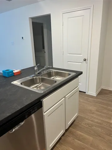 $1,900 | 214 Alkali Drive, Buda, TX 78610