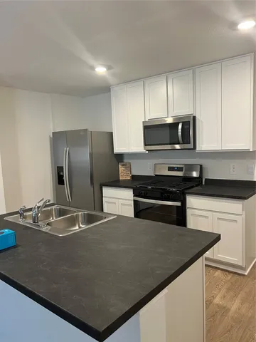 $1,900 | 214 Alkali Drive, Buda, TX 78610