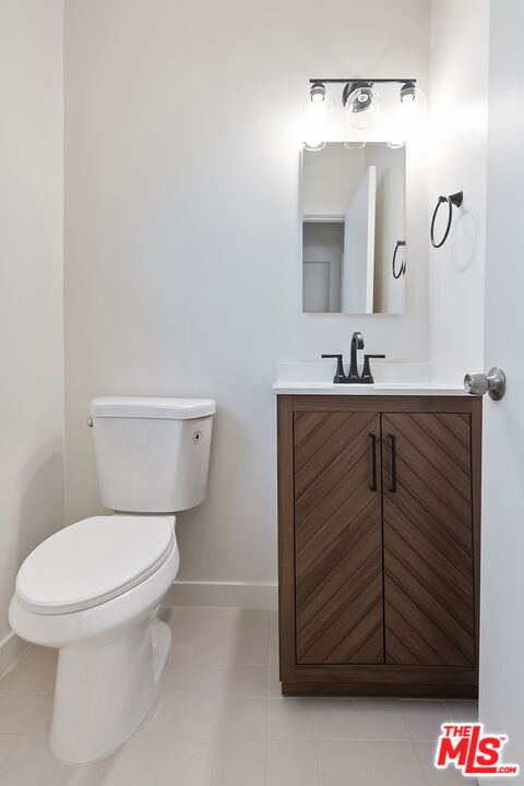 3252 Barham Boulevard Los Angeles, CA 90068 - Photo 13 of 38