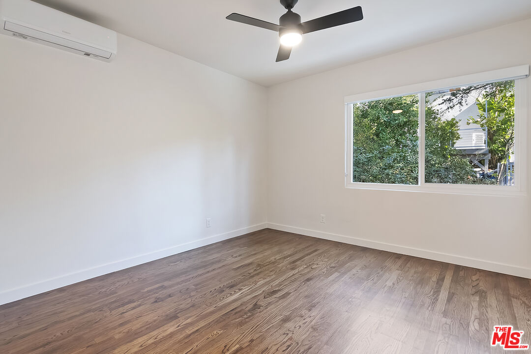 3252 Barham Boulevard Los Angeles, CA 90068 - Photo 27 of 38