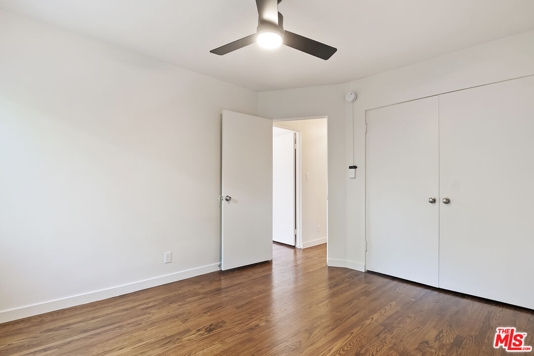 3252 Barham Boulevard Los Angeles, CA 90068 - Photo 29 of 38