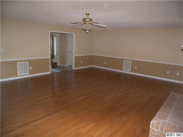 2275 Patterson Road, Unit L1 Salisbury, NC 28147 - Photo 12 of 16
