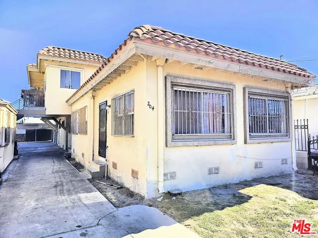 a view of a house with a house