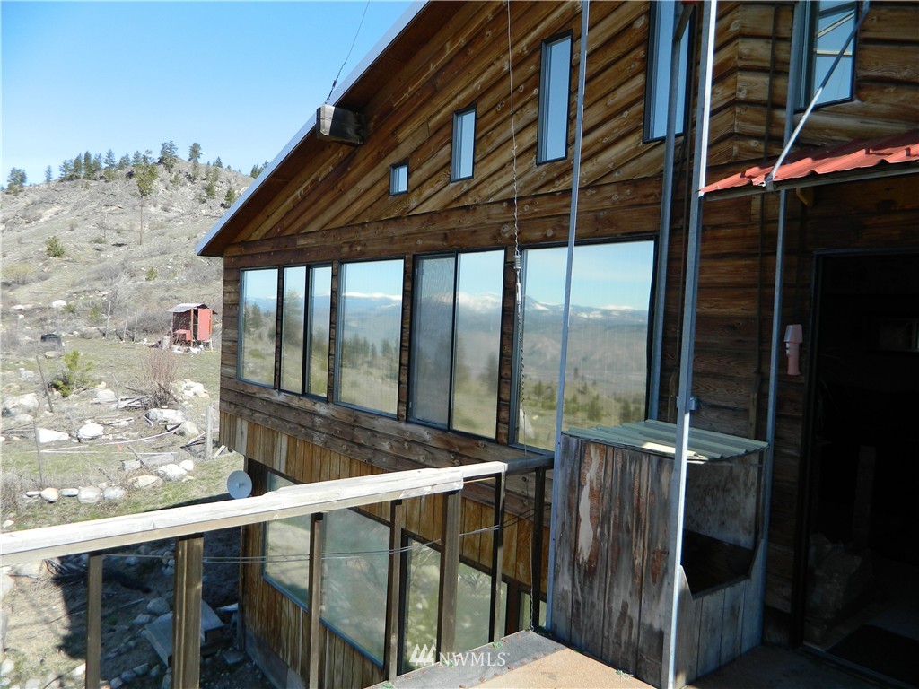 481 Swanson Mill Road Tonasket, WA 98855 - Photo 2 of 21 Gallery Image 2
