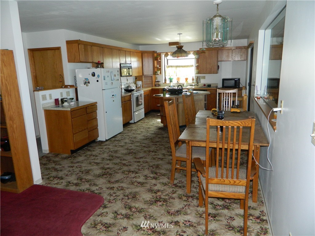 481 Swanson Mill Road Tonasket, WA 98855 - Photo 7 of 21 Gallery Image 7