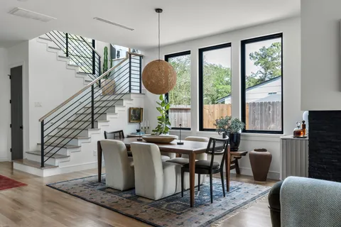 $1,395,000 | 935 Gardenia Drive, Houston, TX 77018