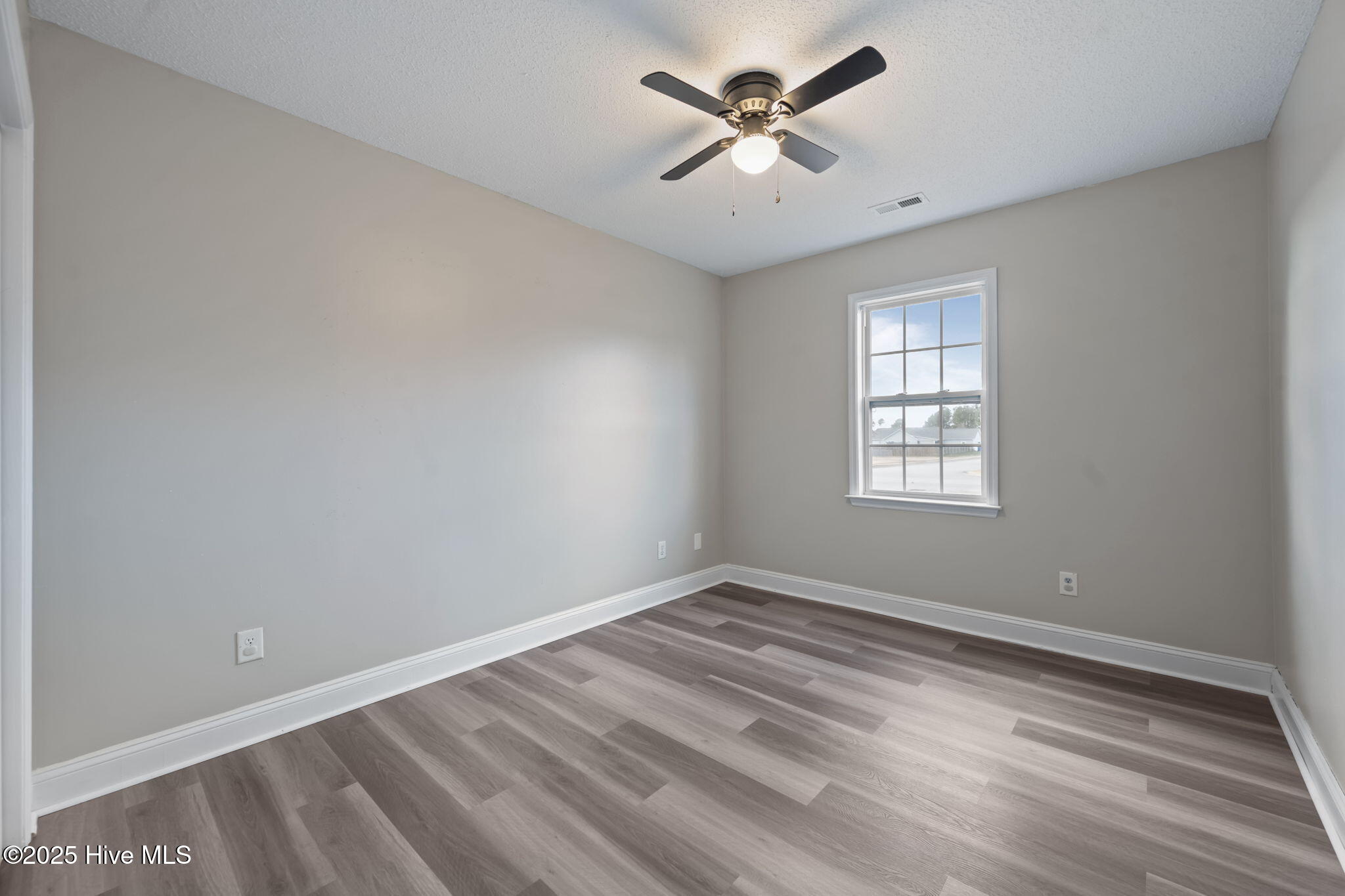 128 Annie Road Richlands, NC 28574 - Photo 19 of 43 44-web-or-mls-_RAD7150