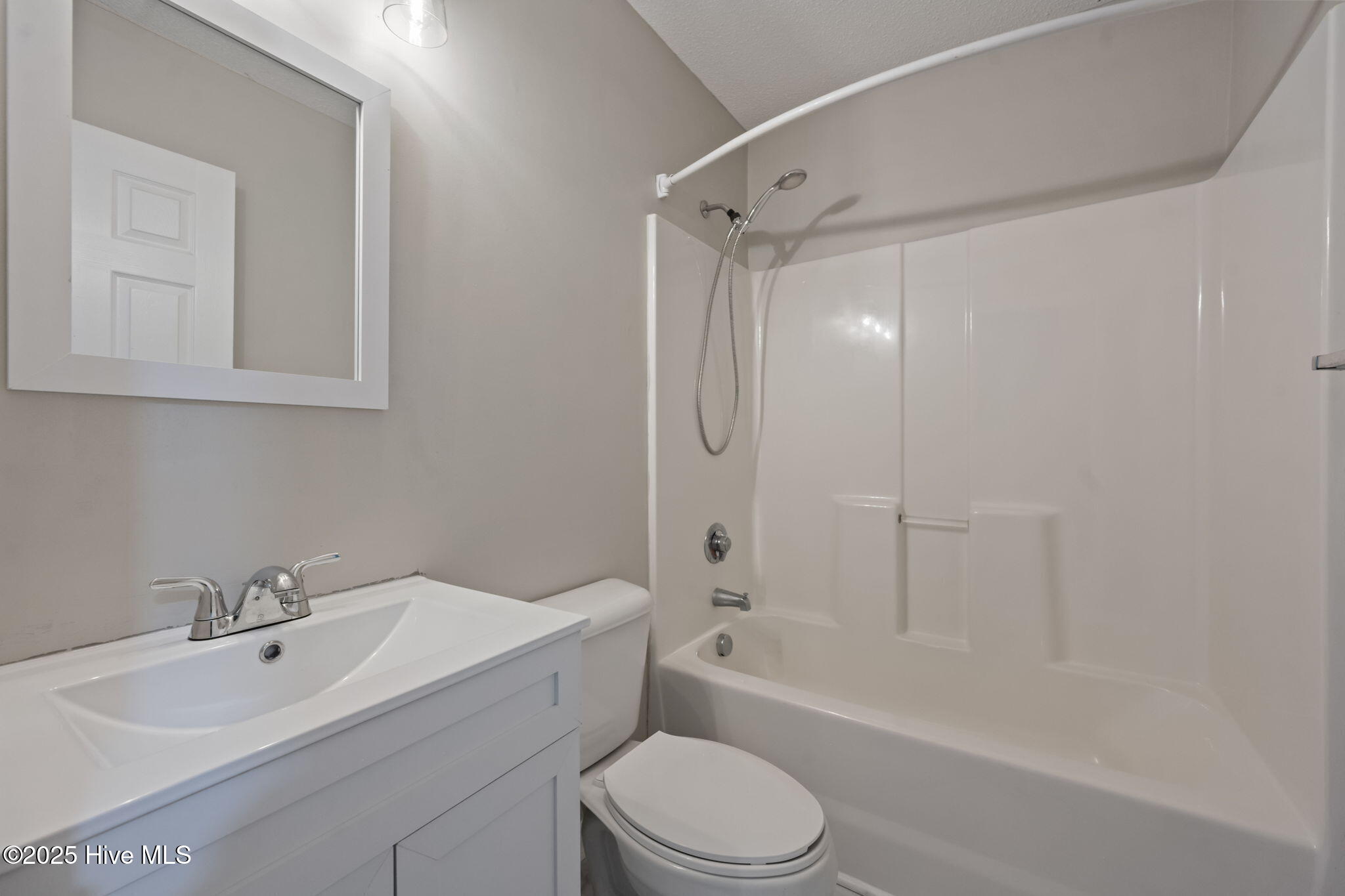 128 Annie Road Richlands, NC 28574 - Photo 22 of 43 47-web-or-mls-_RAD7157