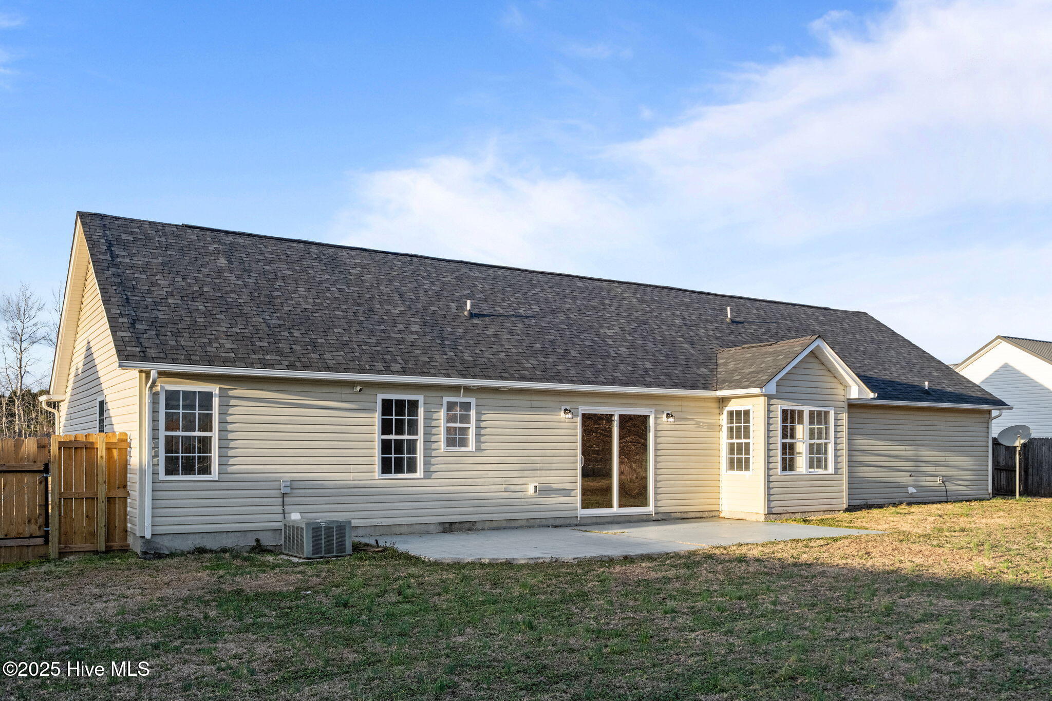 128 Annie Road Richlands, NC 28574 - Photo 34 of 43 8-web-or-mls-08