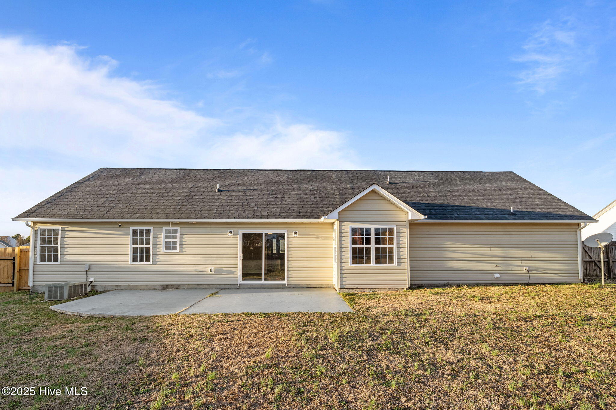 128 Annie Road Richlands, NC 28574 - Photo 35 of 43 9-web-or-mls-09