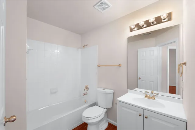 $2,100 | 10226 Canyon Rose Lane, Houston, TX 77070