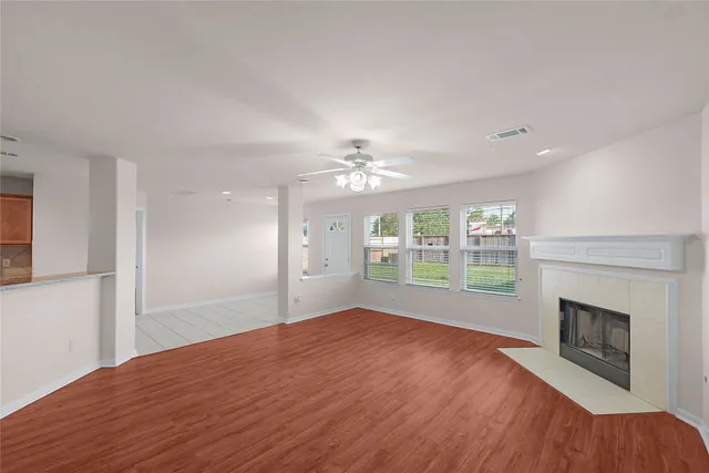 $2,100 | 10226 Canyon Rose Lane, Houston, TX 77070