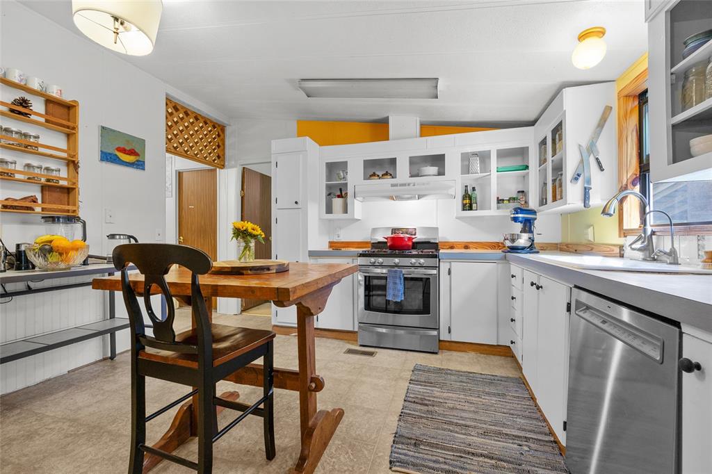 5016 Northwest 170th Street Alachua, FL 32615 - Photo 12 of 45