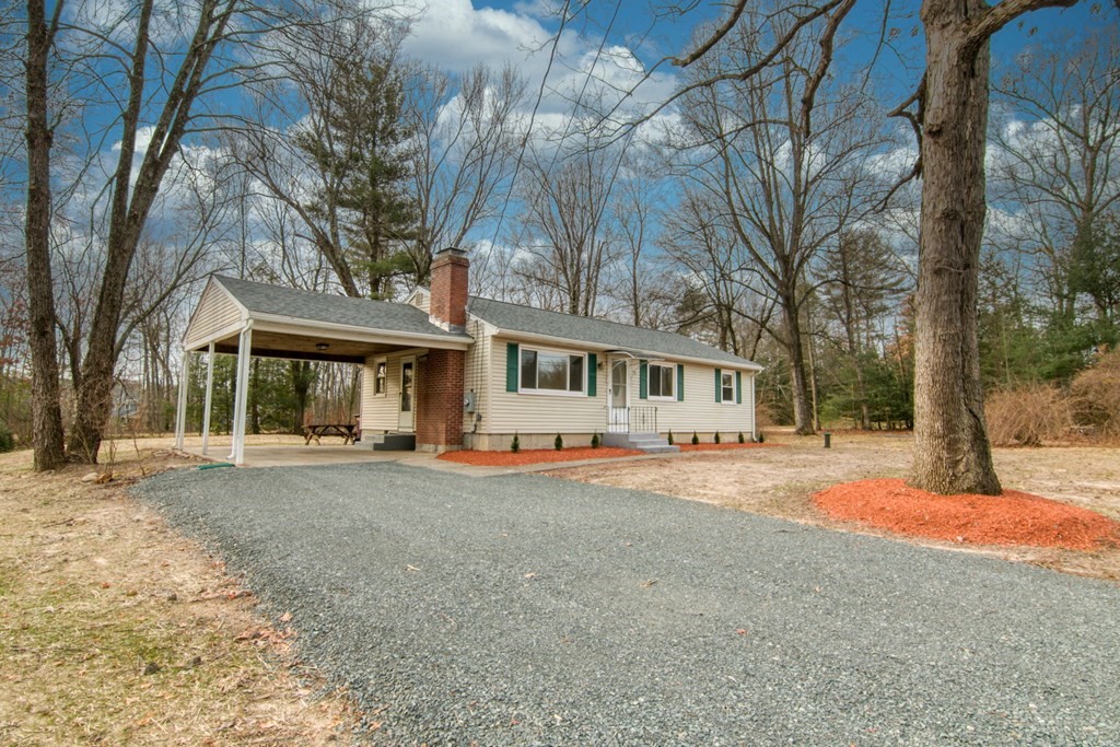 50 Sackett Road Westfield, MA 01085 - Photo 3 of 25 Gallery Image 3