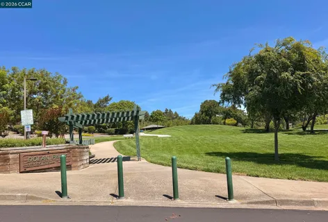 $915,000 | 7556 Silvertree Lane, Dublin, CA 94568